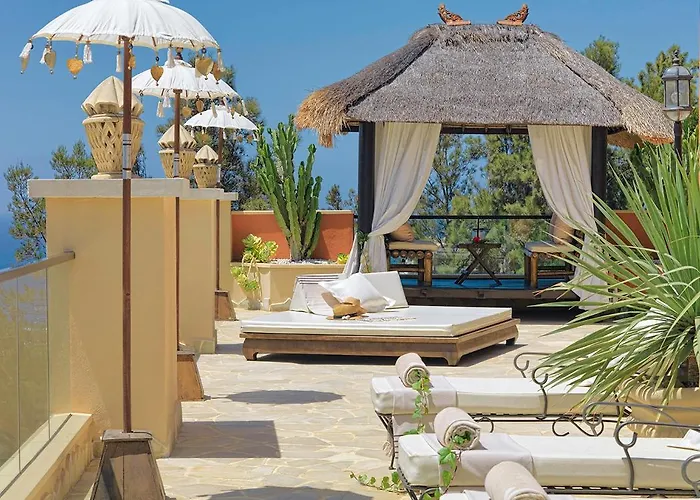 Szálloda Royal Garden Villas, Luxury 5*