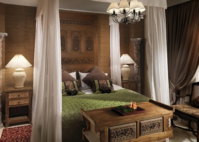 Szálloda Royal Garden Villas, Luxury